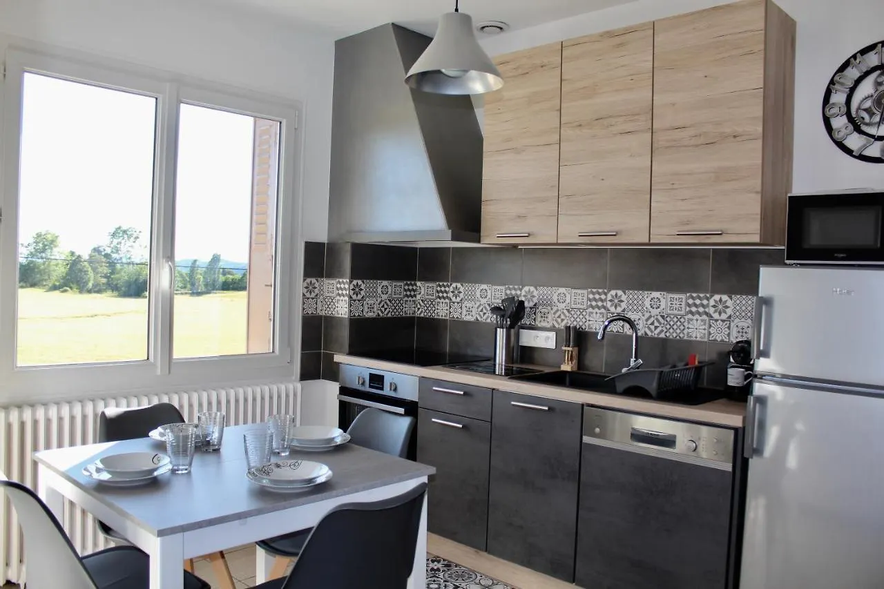 La Maison Josephine Bed & Breakfast Marges