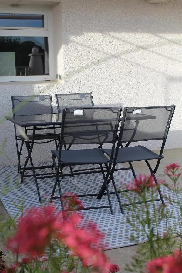 La Maison Josephine Bed & Breakfast Marges